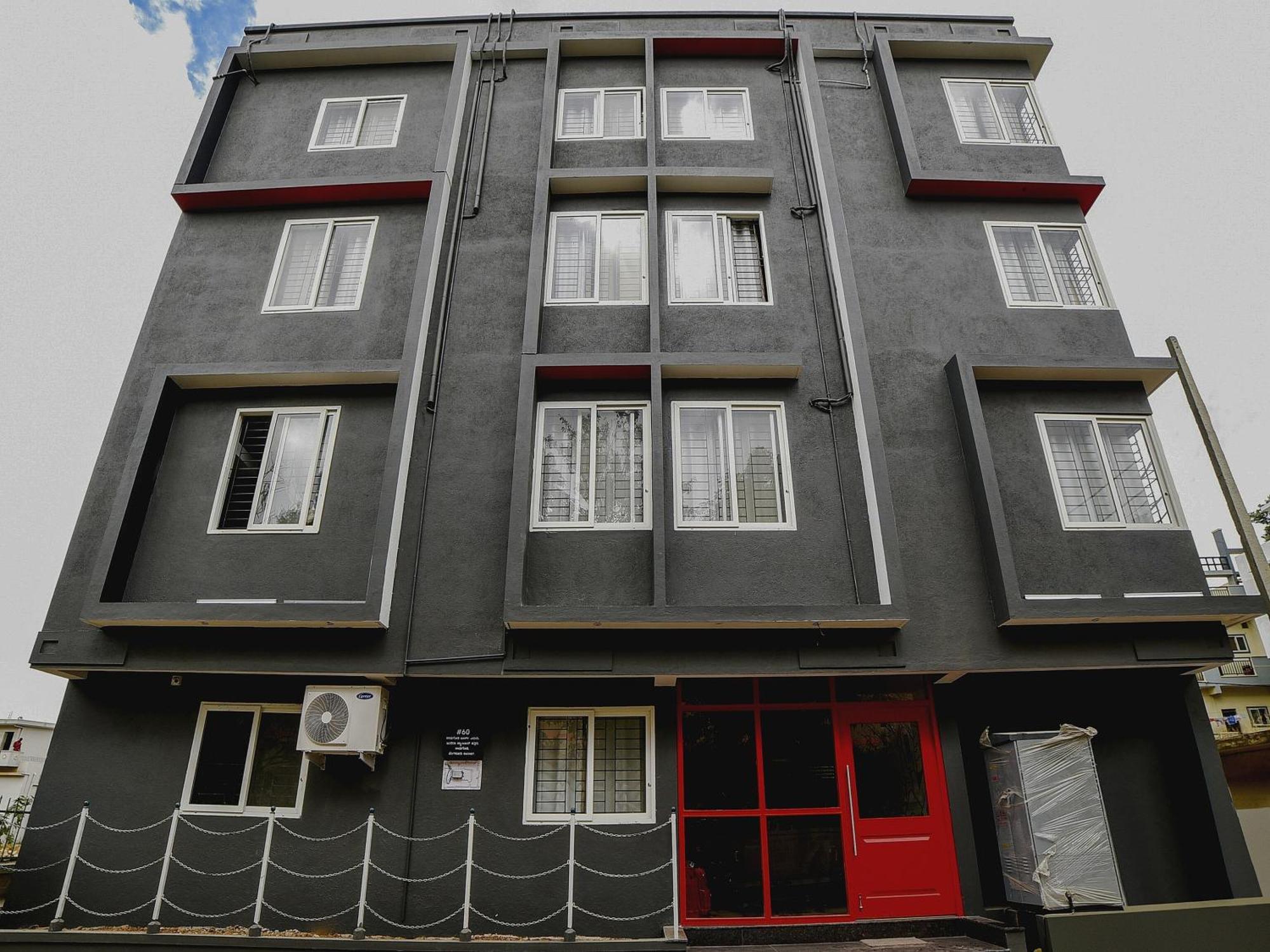 Townhouse Sarvar Hospitality Near Ascendas Park Square Mall Bangalore Buitenkant foto